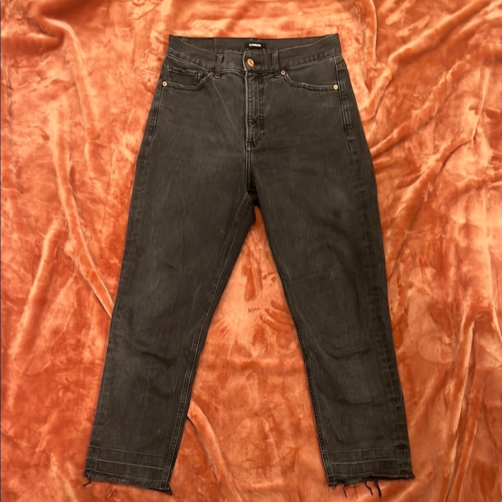 Express Super High Rise Mom Ankle Jeans
